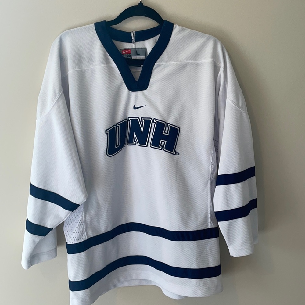 UNH Hockey Jersey